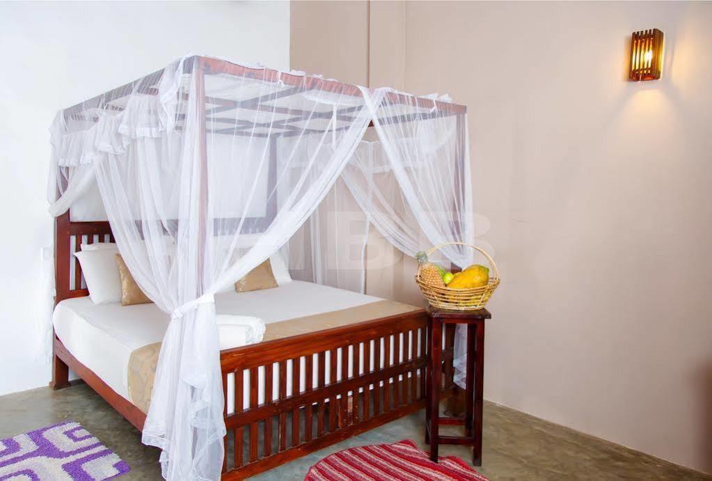 Harmony Beach Resort Tangalle Ngoại thất bức ảnh